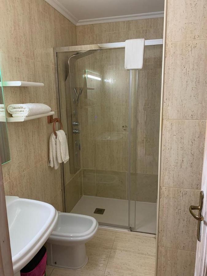 Apartamentos En Playa De Samil Primera Linea De Playa Pe Na Areia Виго Экстерьер фото